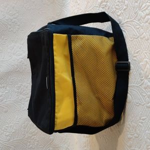 Ice Cubed Insulated Summer Travel Picnic Hiking Tote Cooler  With Mesh Pocket